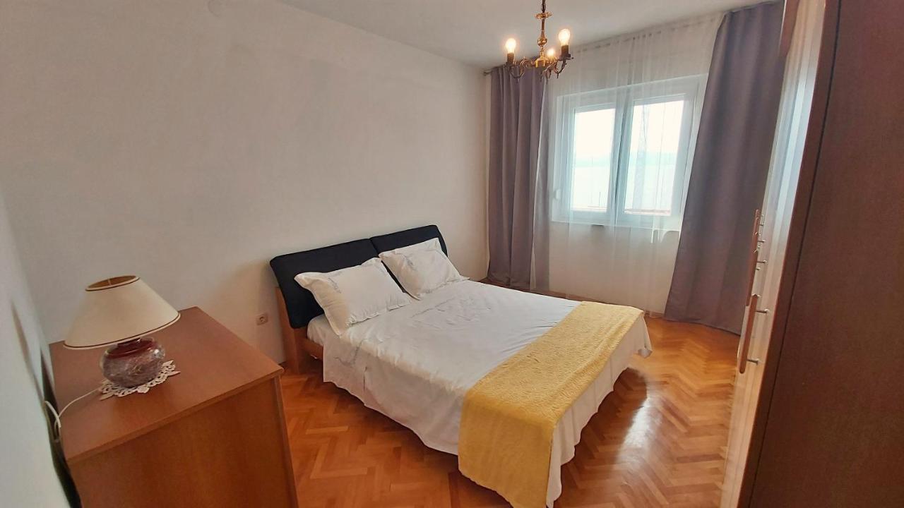 Apartment Cedo Omiš Buitenkant foto
