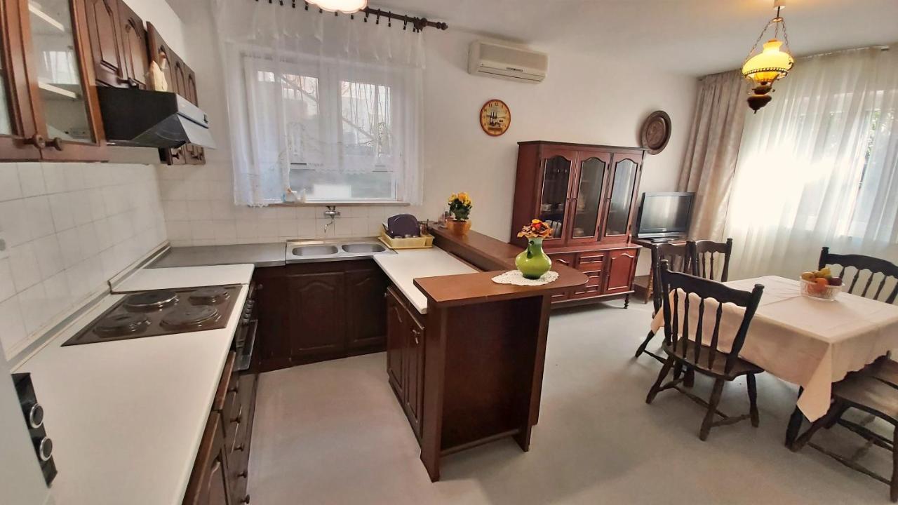 Apartment Cedo Omiš Buitenkant foto