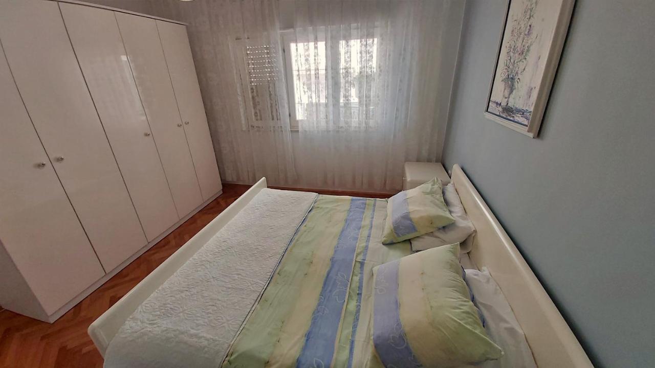 Apartment Cedo Omiš Buitenkant foto