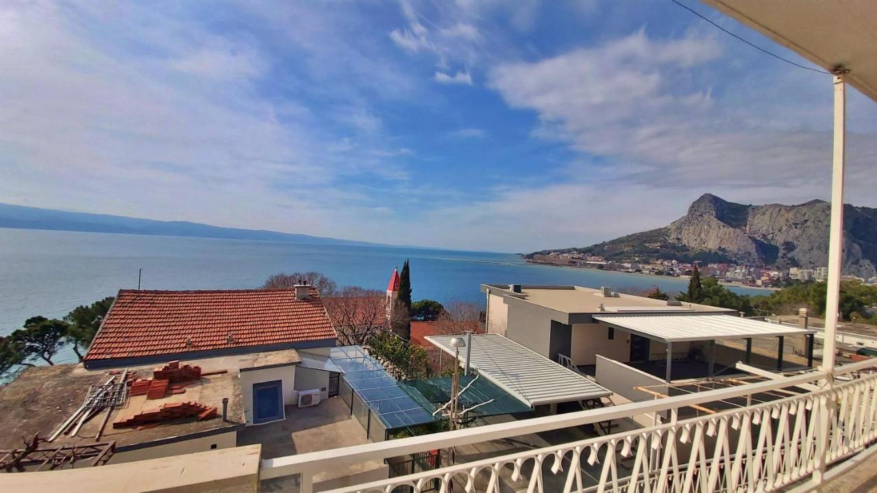 Apartment Cedo Omiš Buitenkant foto